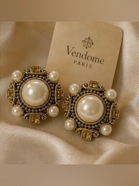 💫Vintage Vendome Clip Earrings • Gold Finish w/Pearls & Citrine Stones💛💛